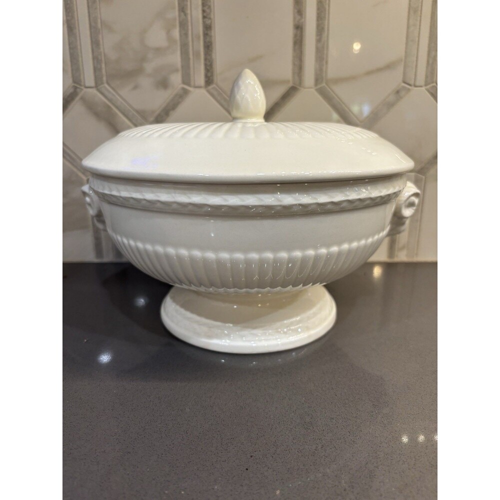 Vintage WEDGWOOD Edme Covered Bowl England Barlaston Etruria 8” Tureen With Lid